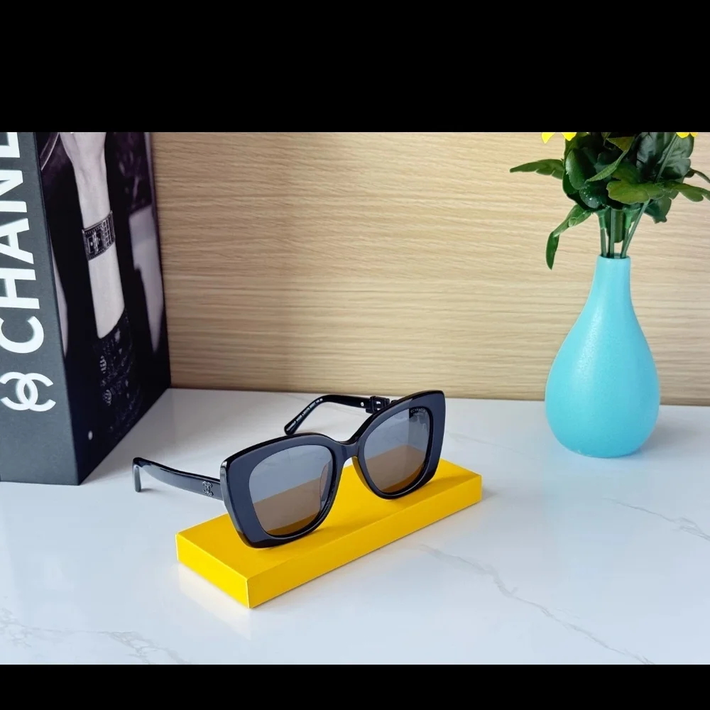 NWT AUTHENTIC Chanel Black Oversized Square Sunglasses 5422B - Picture 3 of 16